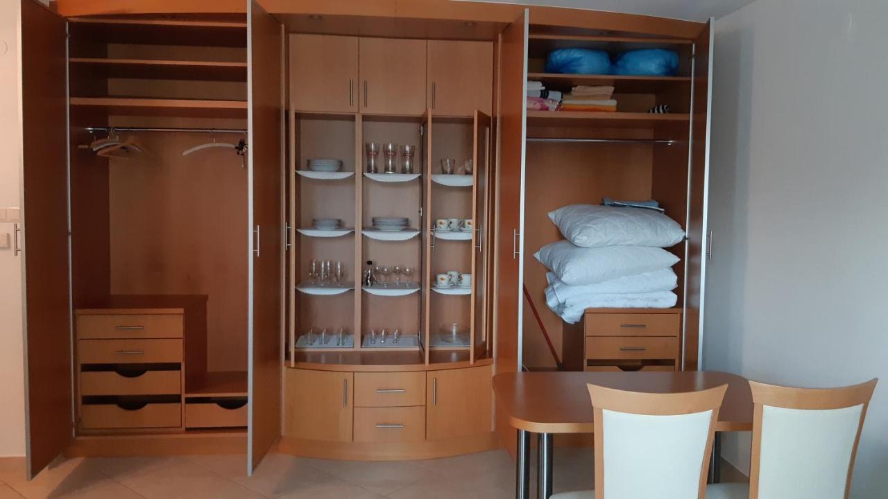 Apartament Zoya + Garaz 크리니차 즈드로이 외부 사진